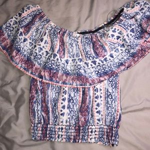 pattern crop shirt